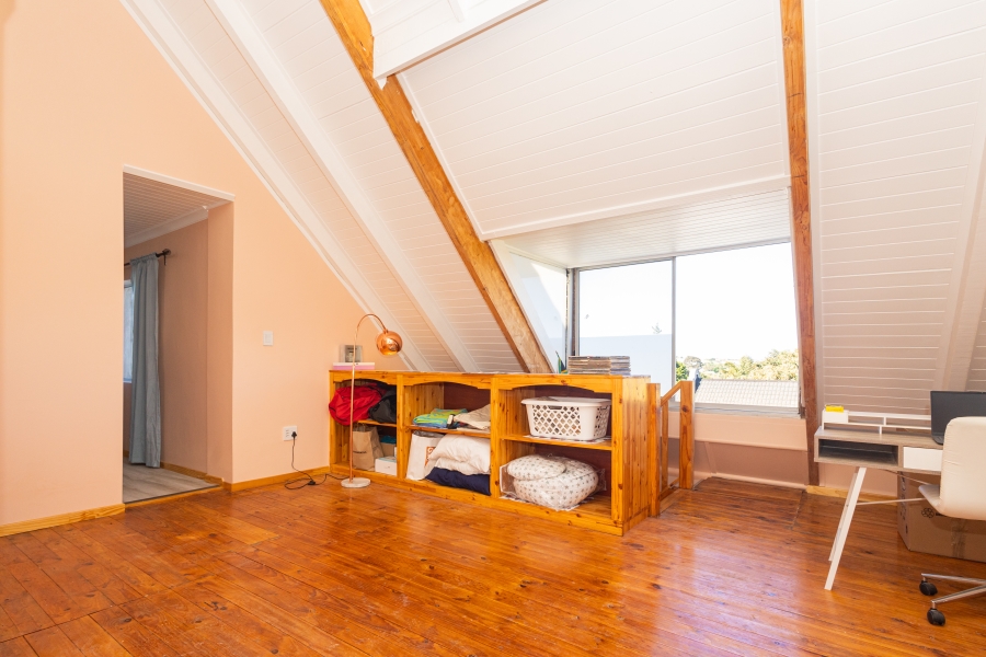 3 Bedroom Property for Sale in Wellway Park Western Cape